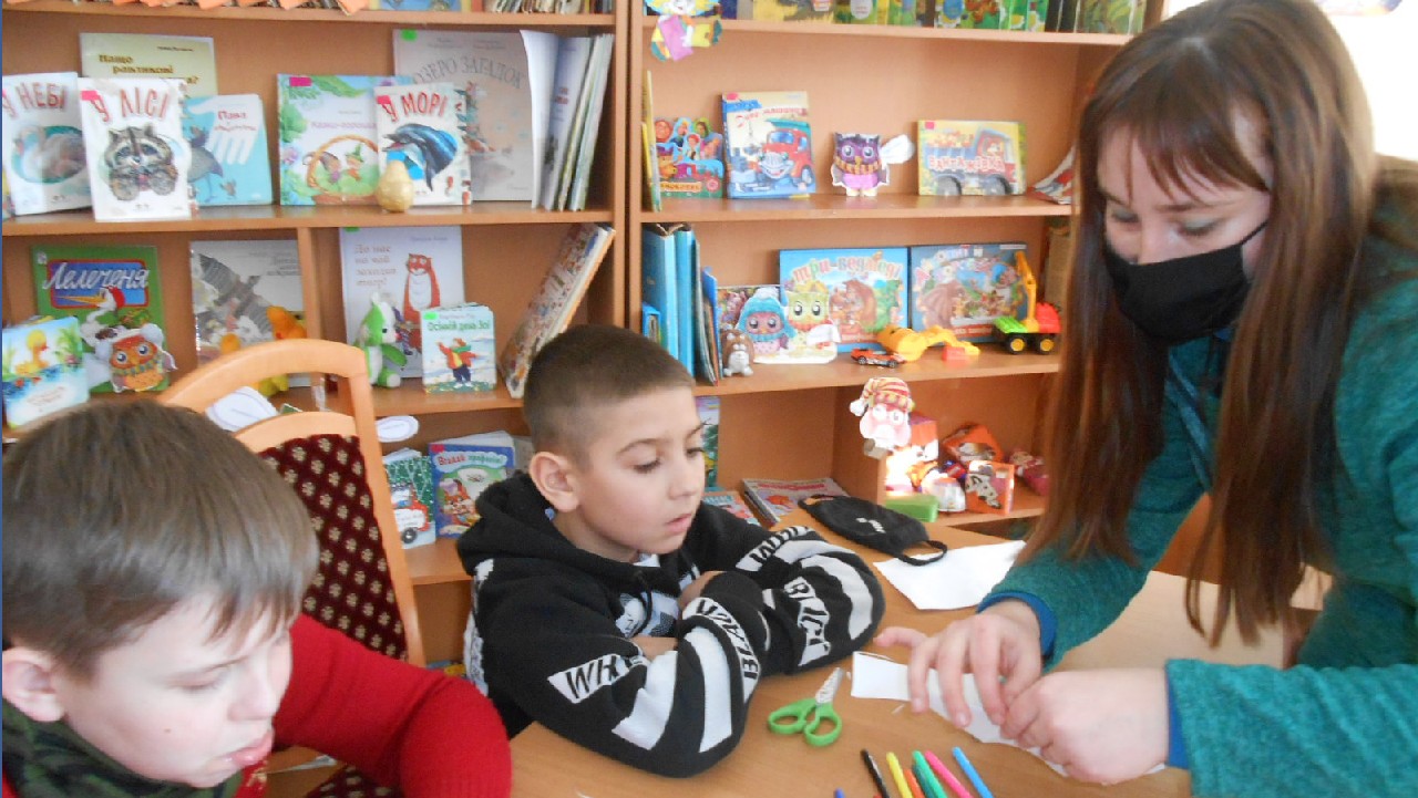 Коктейль під літературною парасолькою